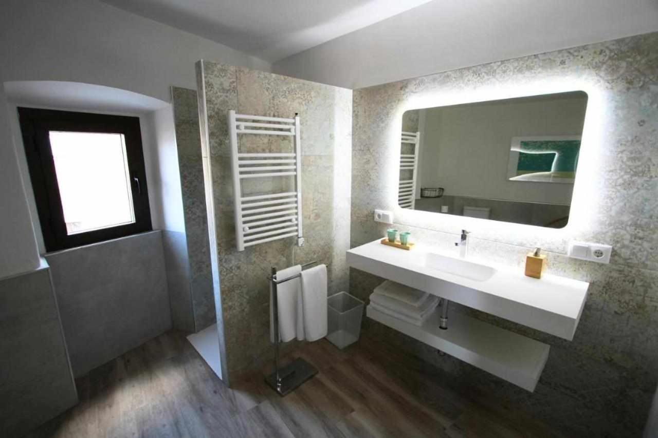 Torre Del Postigo By Kubik Apartment Caceres Ngoại thất bức ảnh